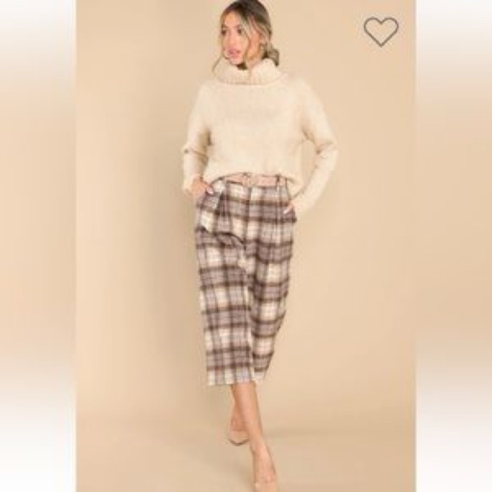 Aura Plaid wide leg crop Pants in Brown and Cream